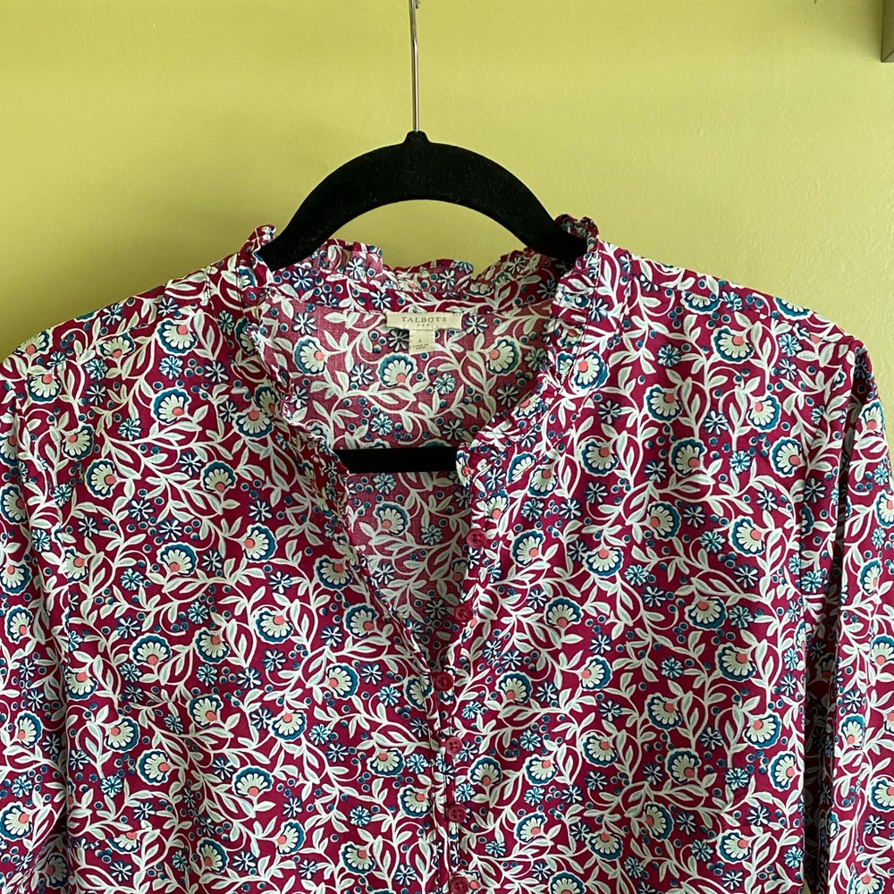 Talbot like new Button-Up Blouse